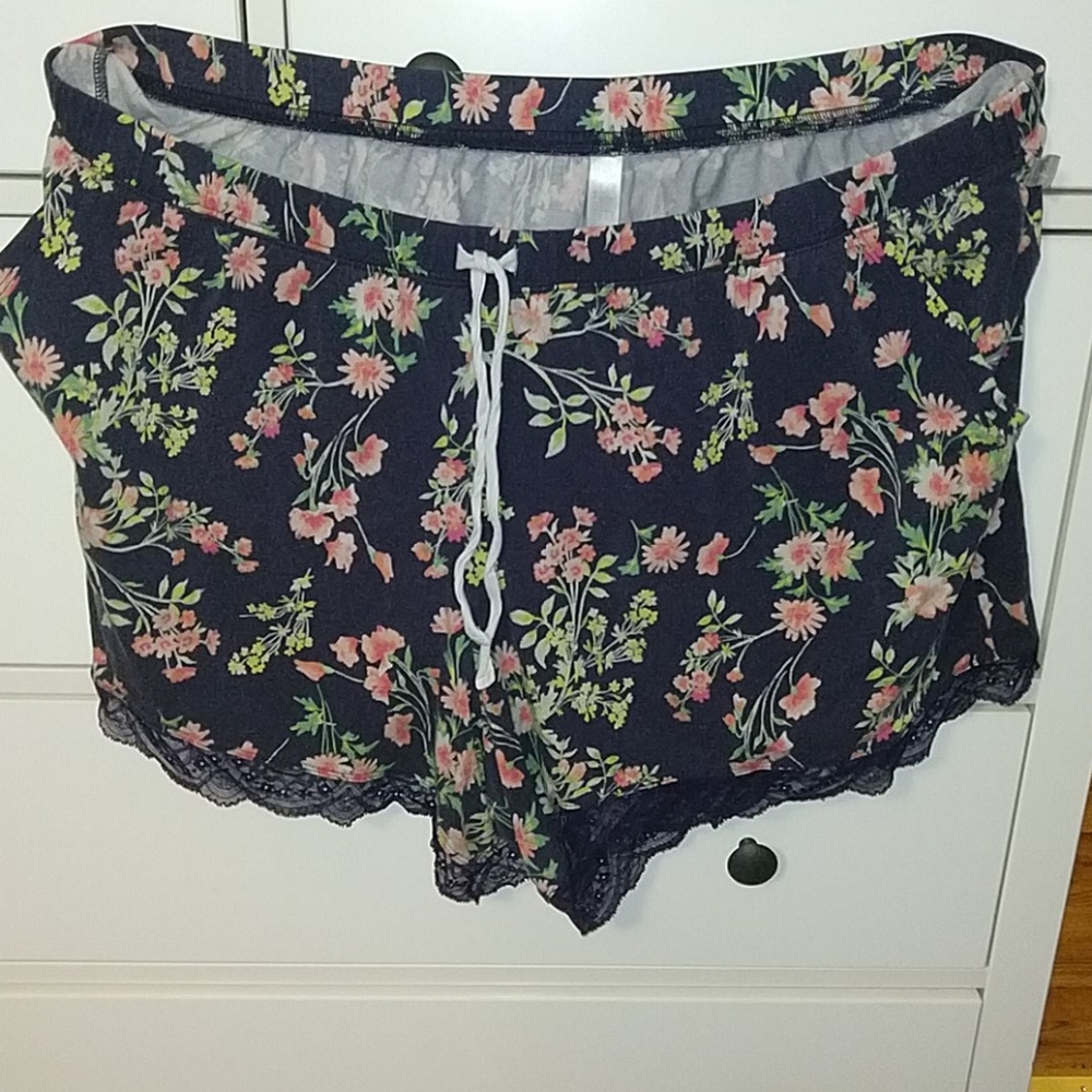 GUC Cacique sleep shorts.